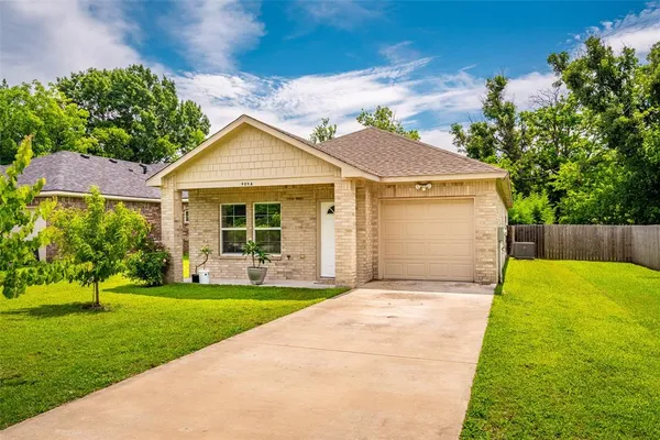 $275,000 | 909 South Frances Street, Unit A, Terrell, TX 75160