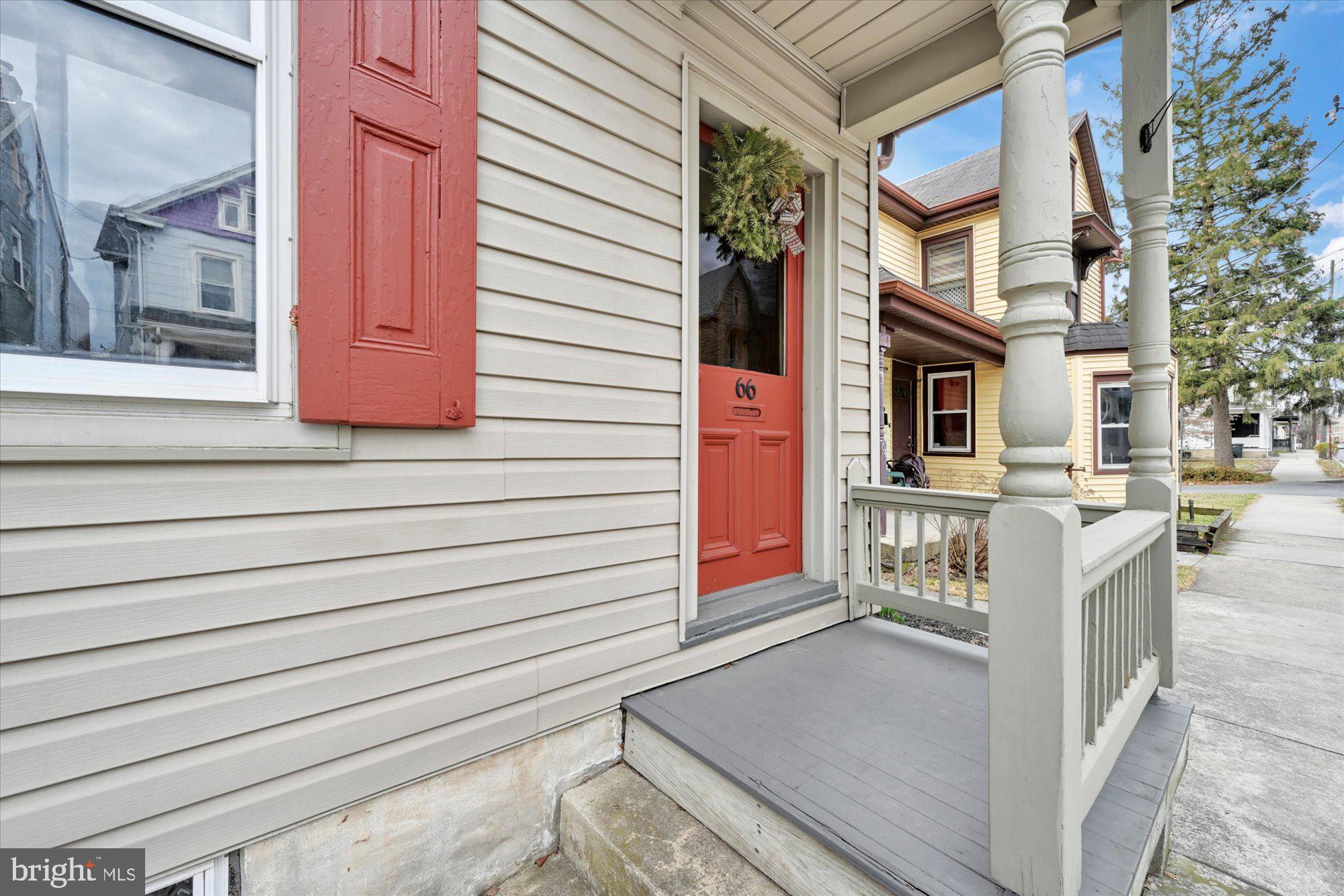 66 Front Street Lititz, PA 17543 - Photo 5 of 37
