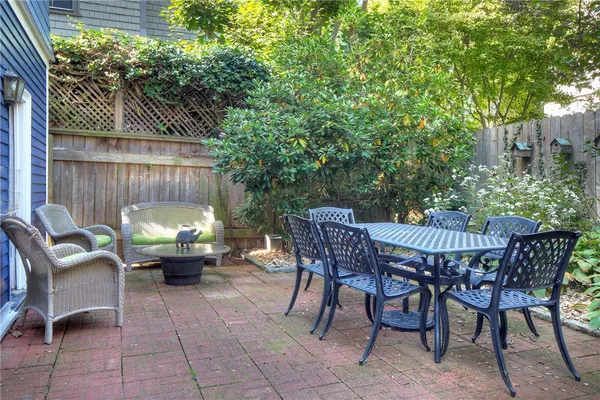 $1,275,000 | 98 John Street, Newport, RI 02840