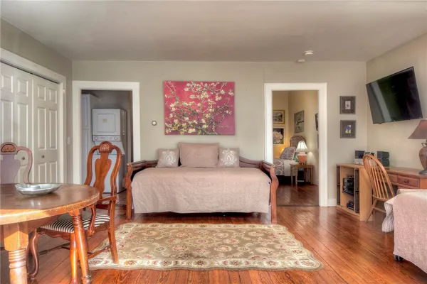 $1,275,000 | 98 John Street, Newport, RI 02840