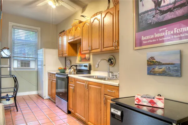 $1,275,000 | 98 John Street, Newport, RI 02840