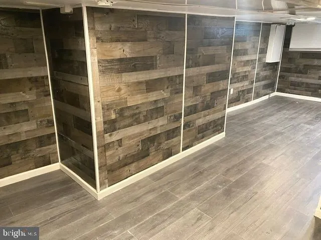 a view of a room with a empty room