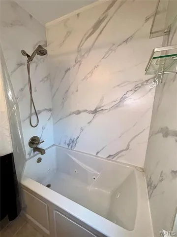 $2,600 | 12803 Glenbernie Lane, St. Louis, MO 63146