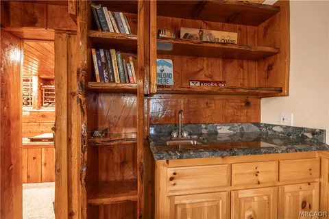 $925,000 | 1362 Balsam Drive, Big Bear Lake, CA 92315