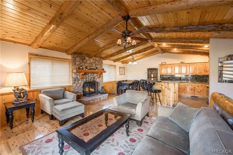 $925,000 | 1362 Balsam Drive, Big Bear Lake, CA 92315