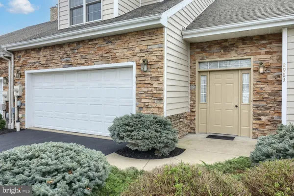 $365,000 | 2983 Elkridge Lane, Unit 58, York, PA 17404