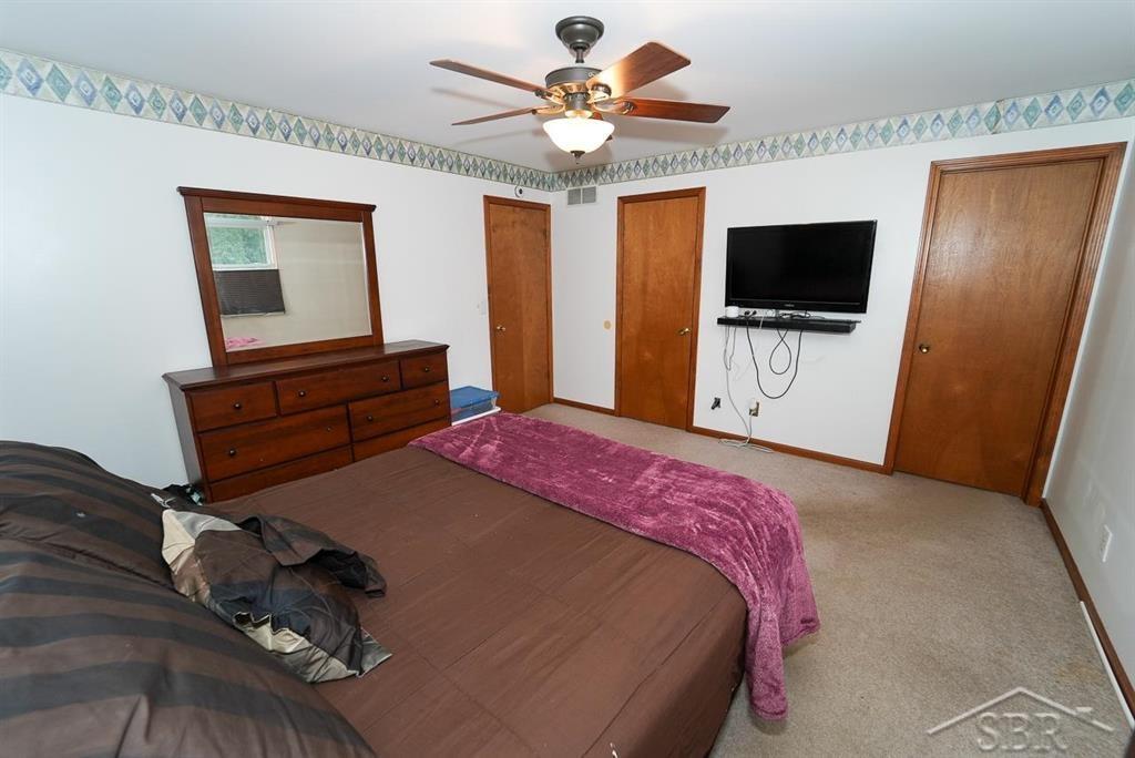 4674 East Wackerly Road Midland, MI 48642 - Photo 22 of 41 50091643-21.JPG