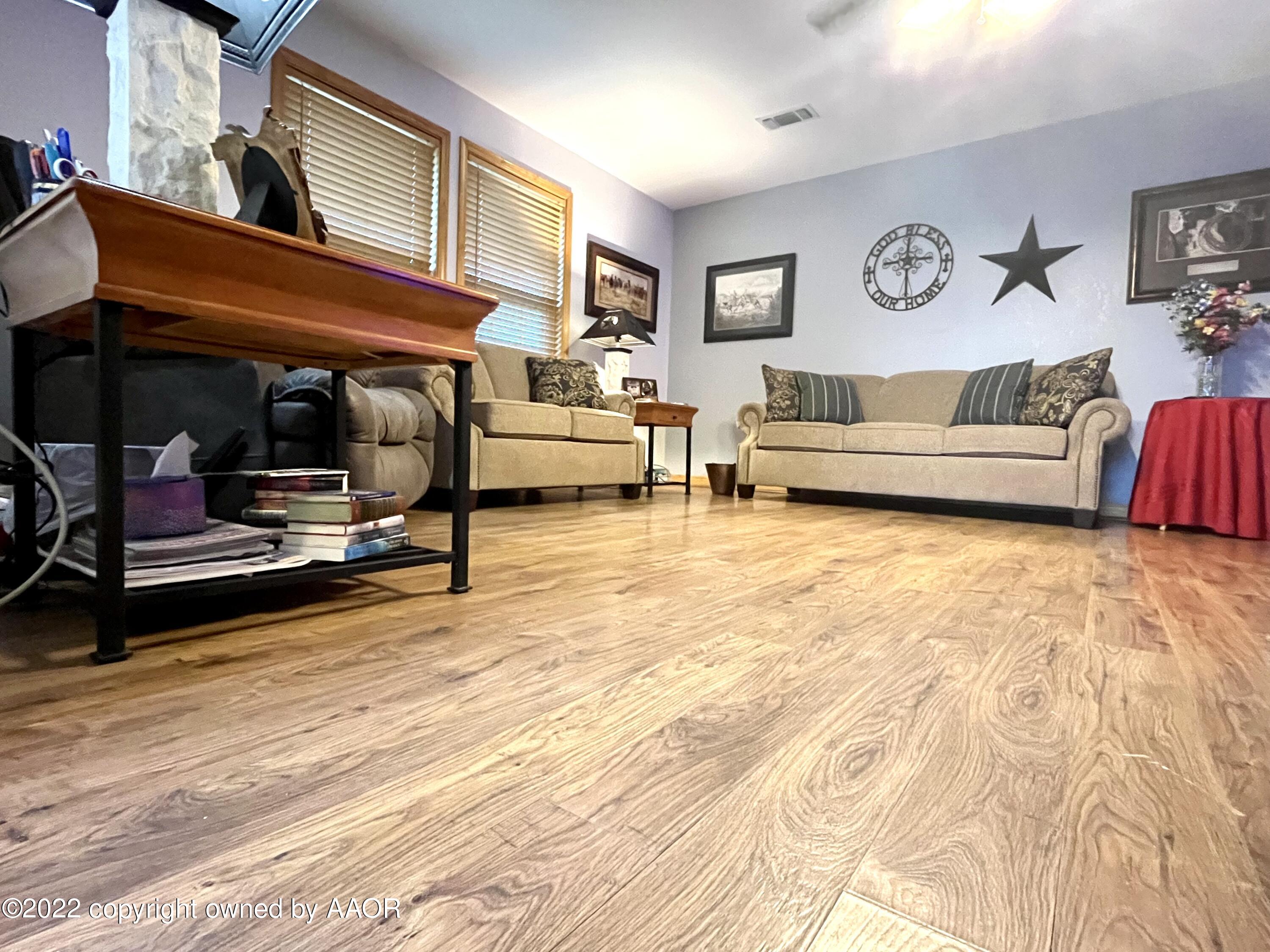 23098 Windmill Road Canyon, TX 79015 - Photo 12 of 45 Living Area