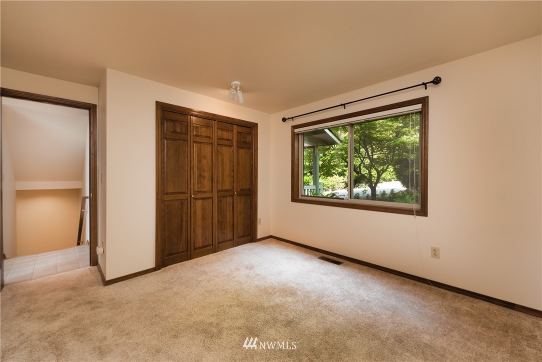 15015 Gibralter Road Anacortes, WA 98221 - Photo 14 of 23 Gallery Image 14