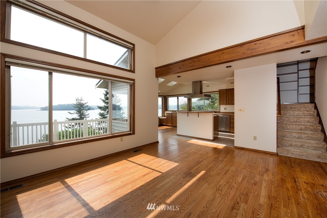 15015 Gibralter Road Anacortes, WA 98221 - Photo 8 of 23 Gallery Image 8