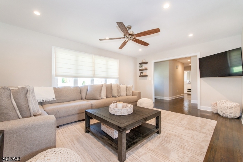 15 Green Meadows Road Fairfield, NJ 07004 - Photo 15 of 50