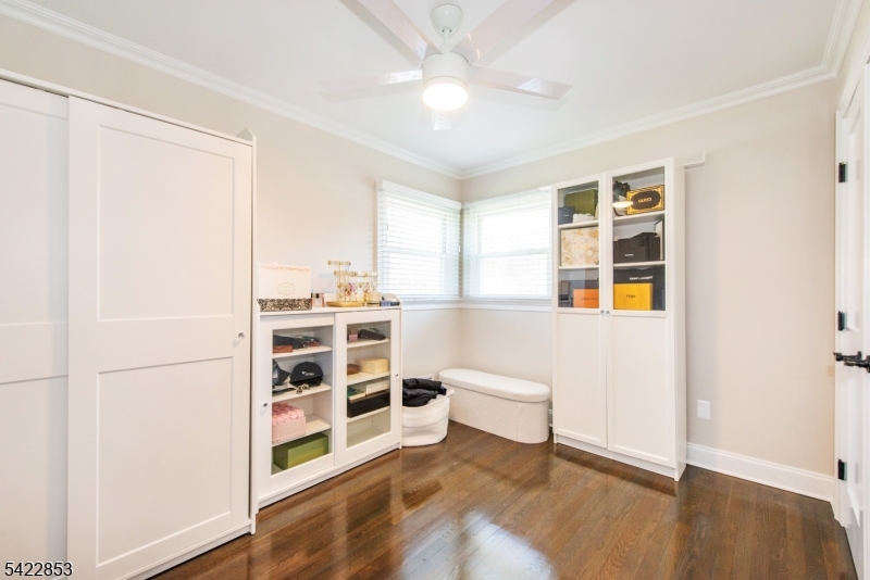 15 Green Meadows Road Fairfield, NJ 07004 - Photo 26 of 50