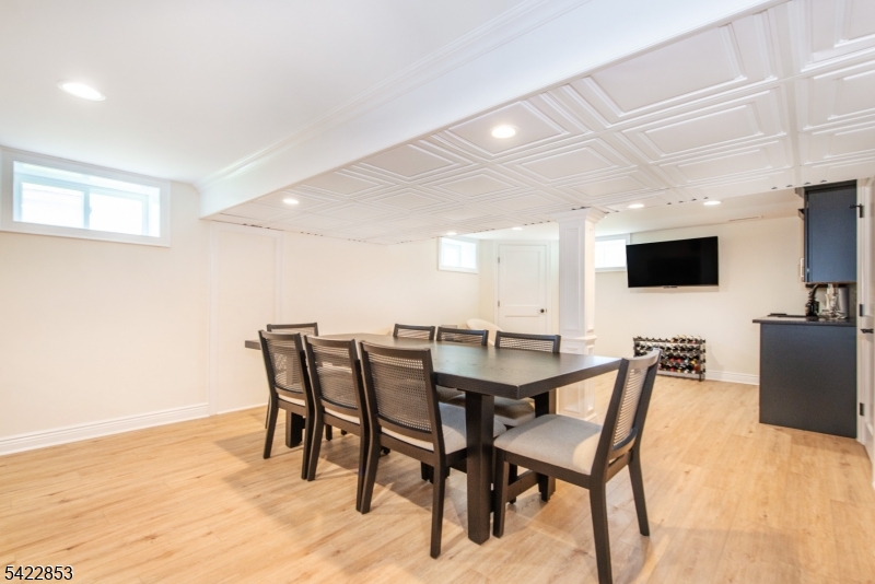 15 Green Meadows Road Fairfield, NJ 07004 - Photo 37 of 50