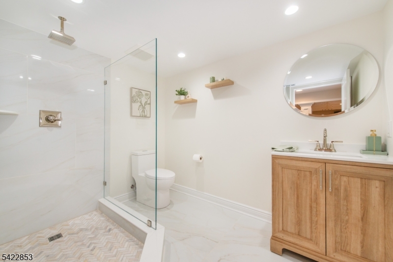 15 Green Meadows Road Fairfield, NJ 07004 - Photo 40 of 50