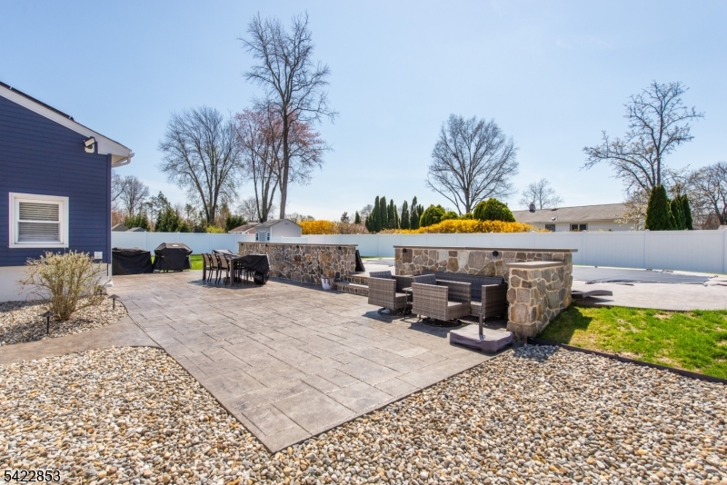 15 Green Meadows Road Fairfield, NJ 07004 - Photo 42 of 50