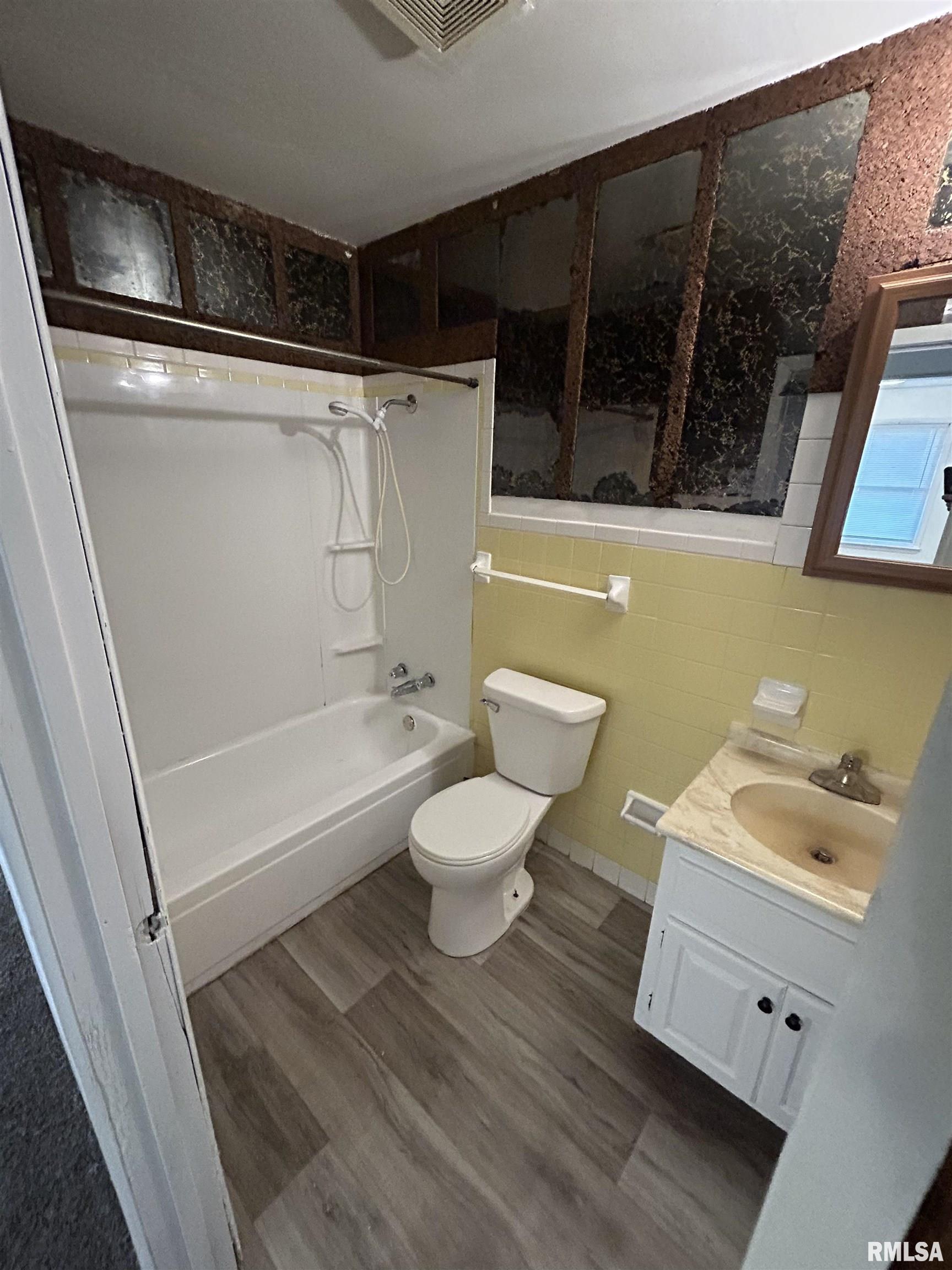 1513 East Cummins Avenue Springfield, IL 62702 - Photo 4 of 8