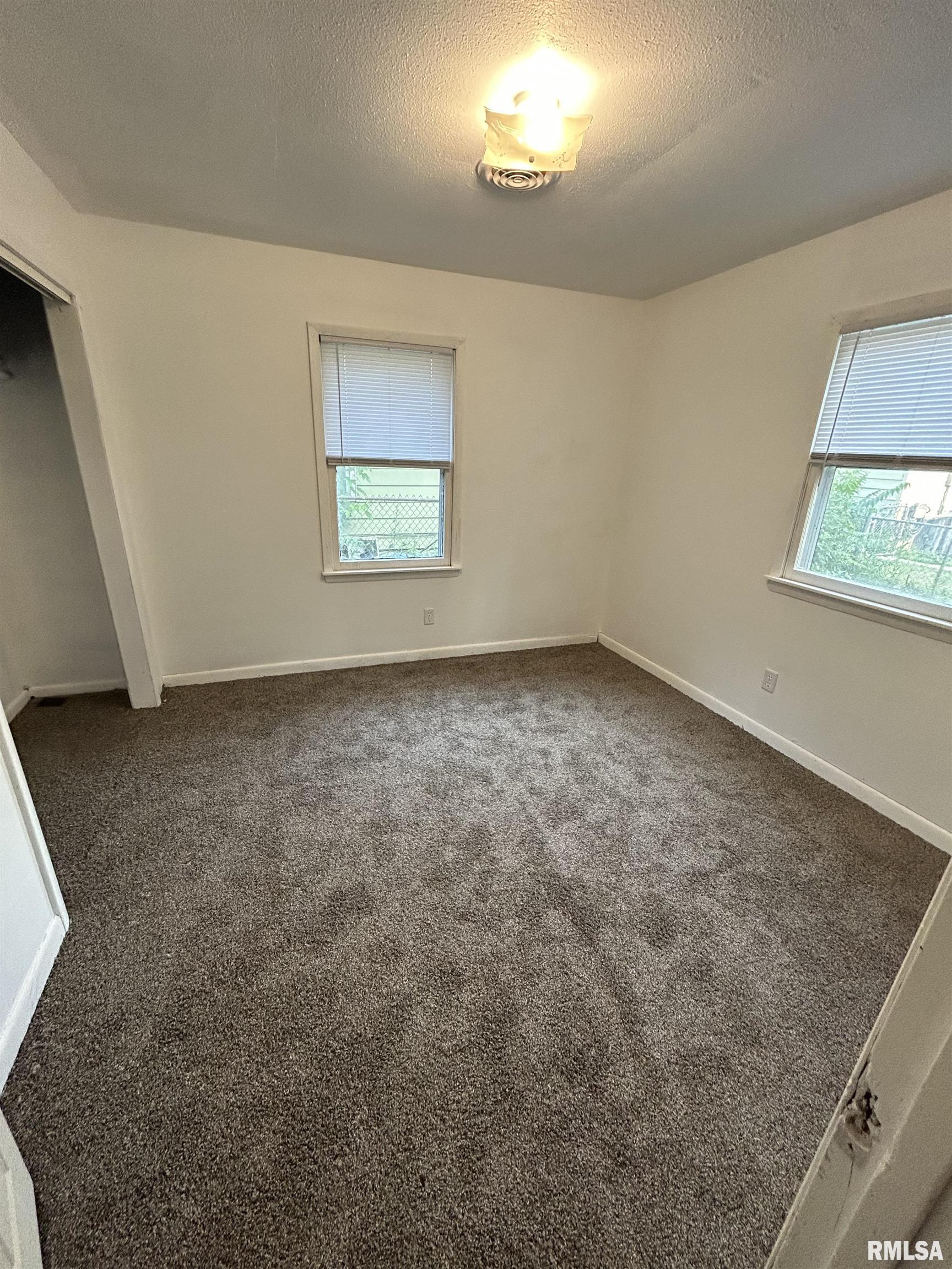 1513 East Cummins Avenue Springfield, IL 62702 - Photo 7 of 8