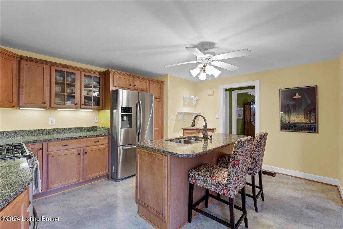 4015 Alton Road Louisville, KY 40207 - Photo 10 of 48 Kitchen