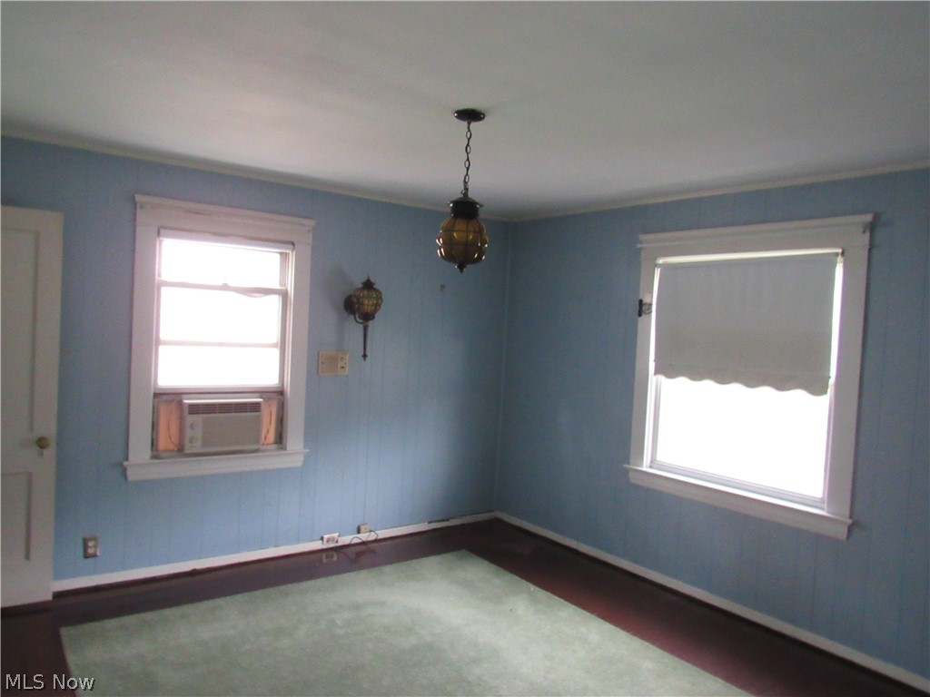 1686 Lee Road Cleveland, OH 44118 - Photo 16 of 24