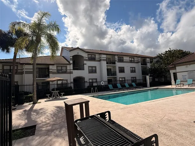 $2,500 | 560 South Park Road, Unit 267, Hollywood, FL 33021