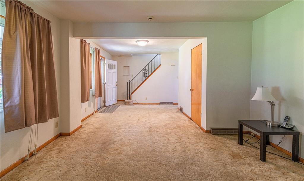 307 Sycamore Street Vandergrift, PA 15690 - Photo 7 of 25 Gallery Image 7