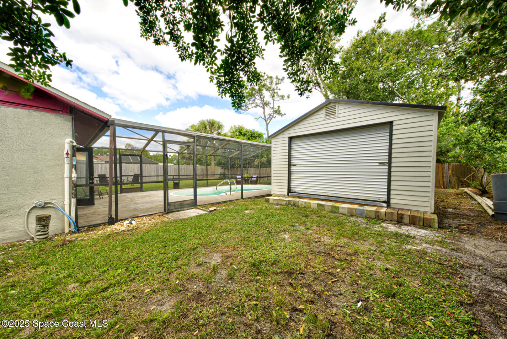 5049 Jamaica Road Cocoa, FL 32927 - Photo 24 of 24 a view of backyard and garden