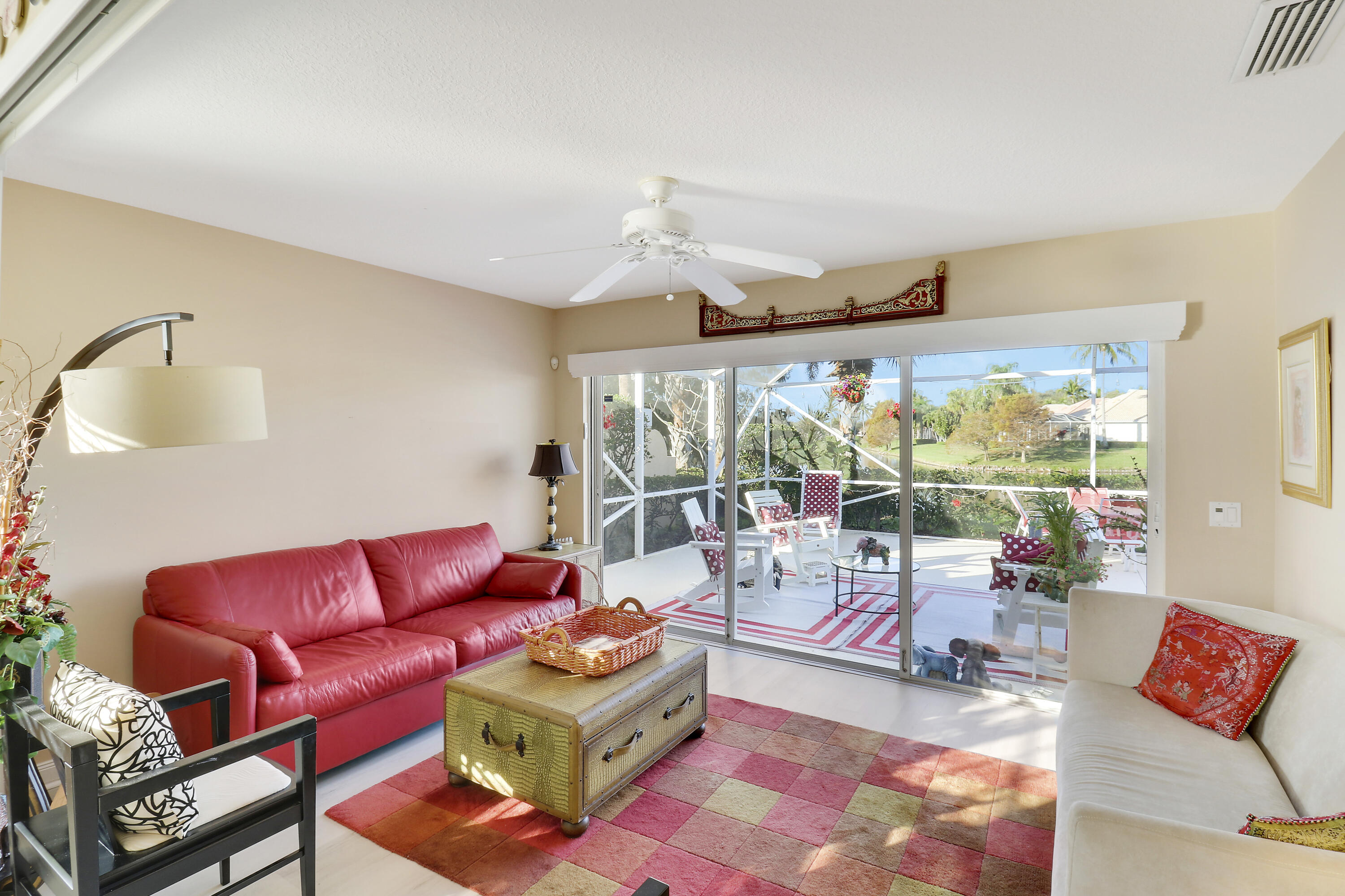925 Magdalena Road Palm Beach Gardens, FL 33410 - Photo 15 of 31 Family Room