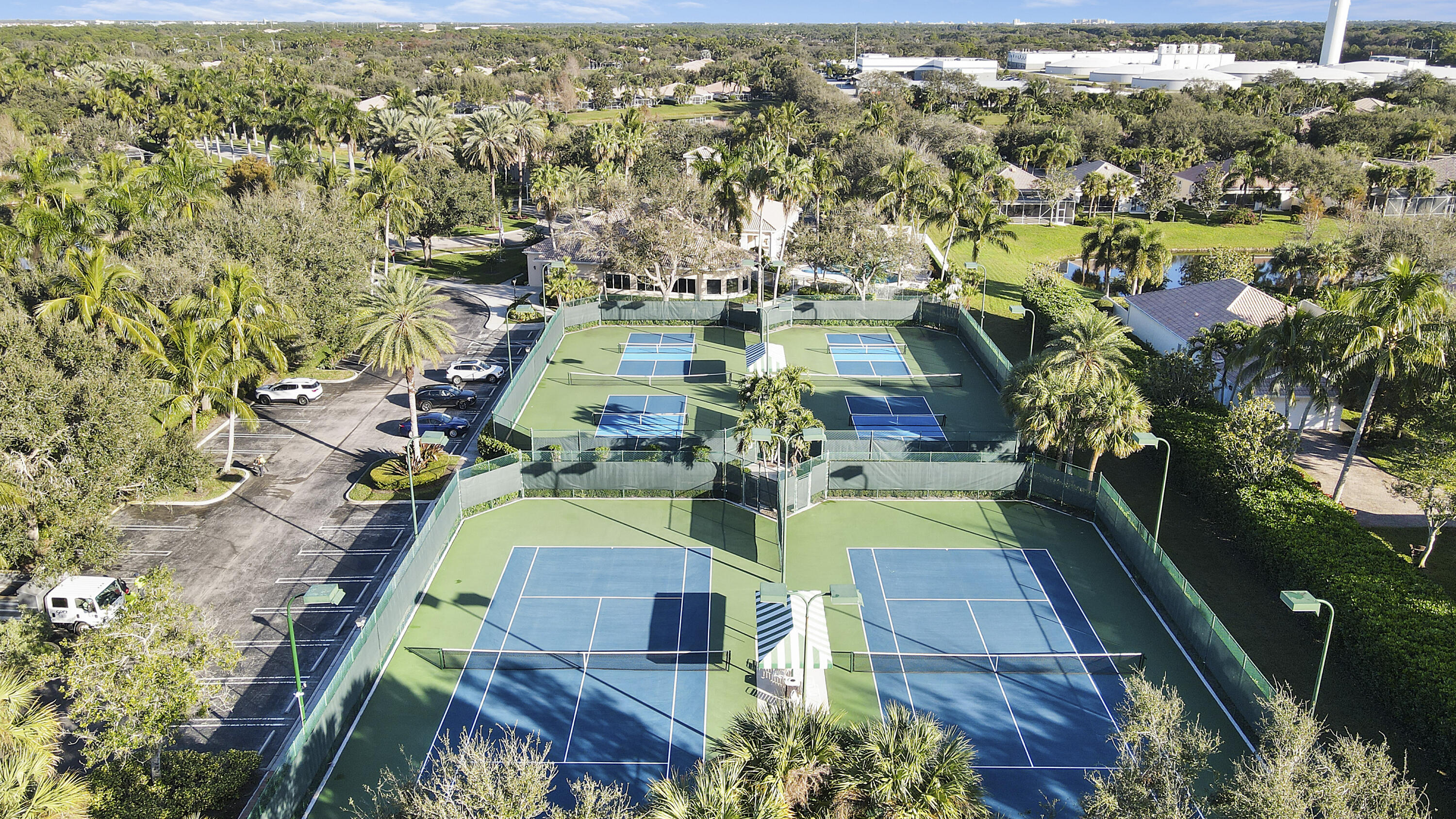 925 Magdalena Road Palm Beach Gardens, FL 33410 - Photo 27 of 31 Pickleball /Tennis Courts