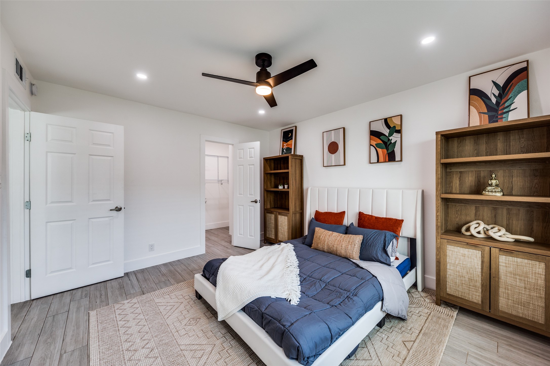 1200 East 52nd Street, Unit 204 Austin, TX 78723 - Photo 17 of 22