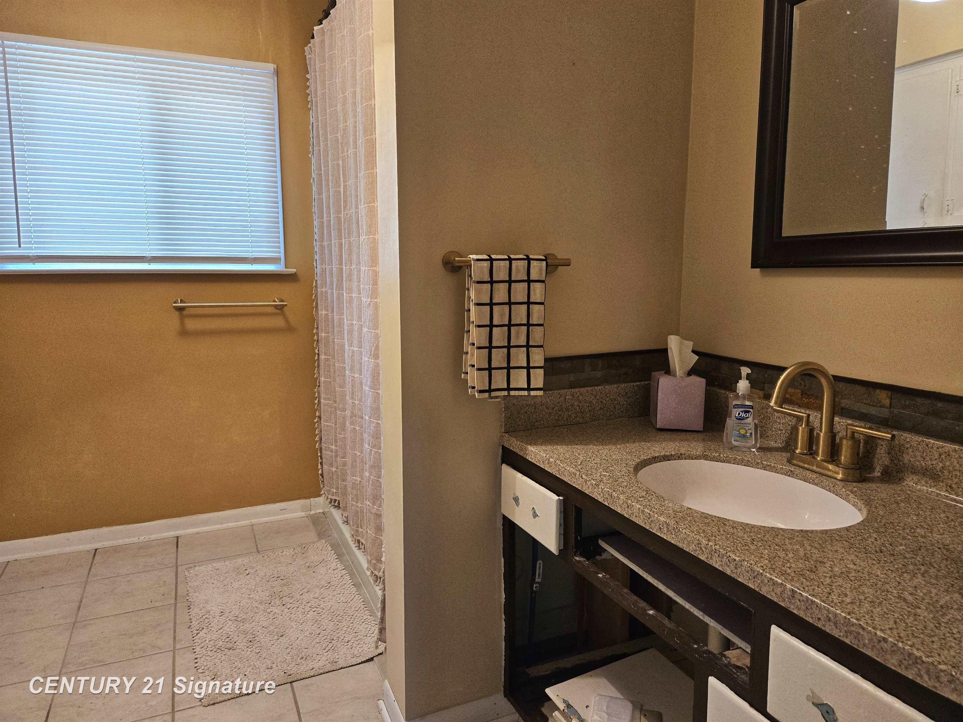 2312 King Road Saginaw, MI 48601 - Photo 12 of 13 Gallery Image 12