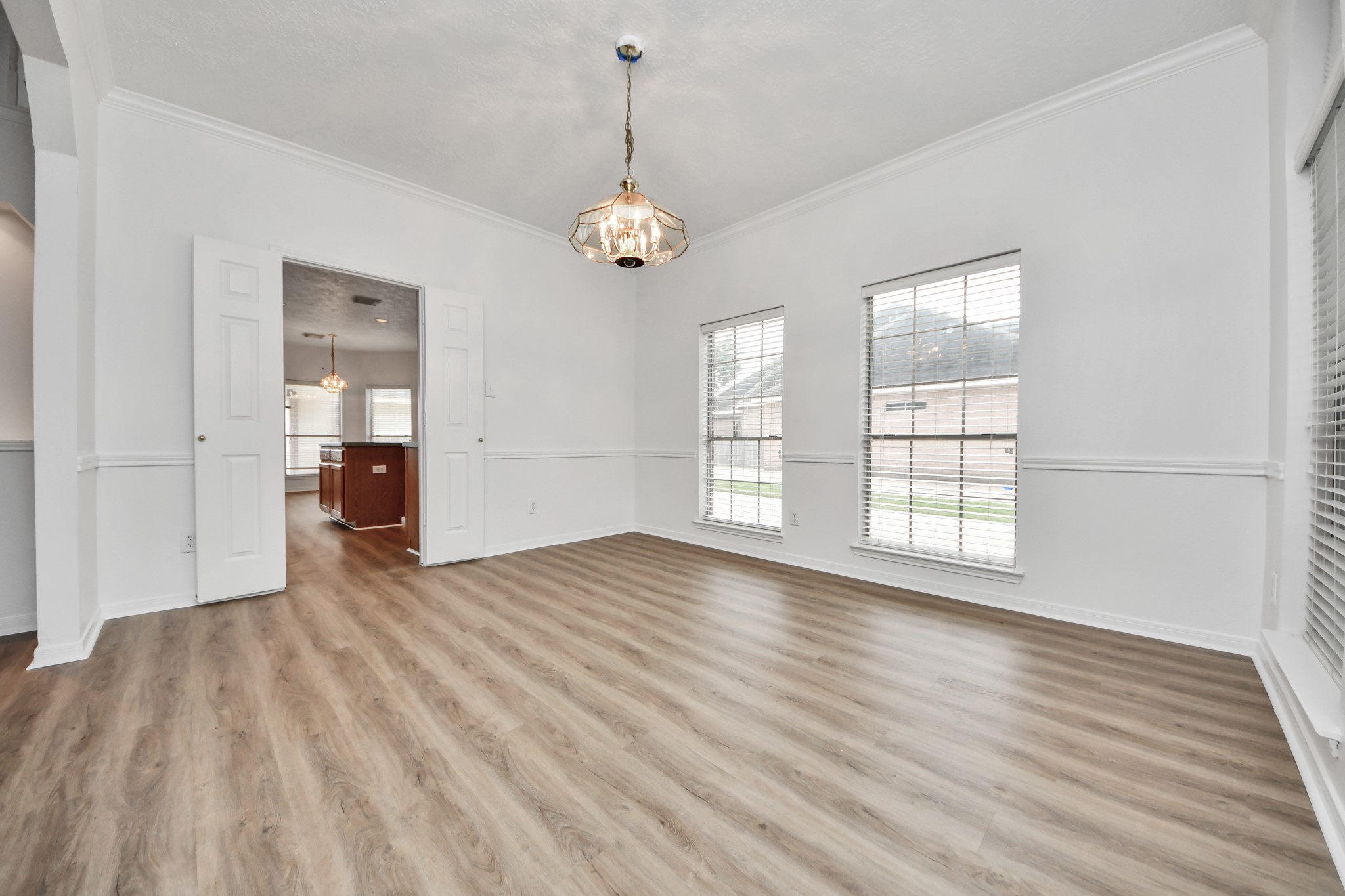 4423 Tree Line Drive Pasadena, TX 77505 - Photo 13 of 50