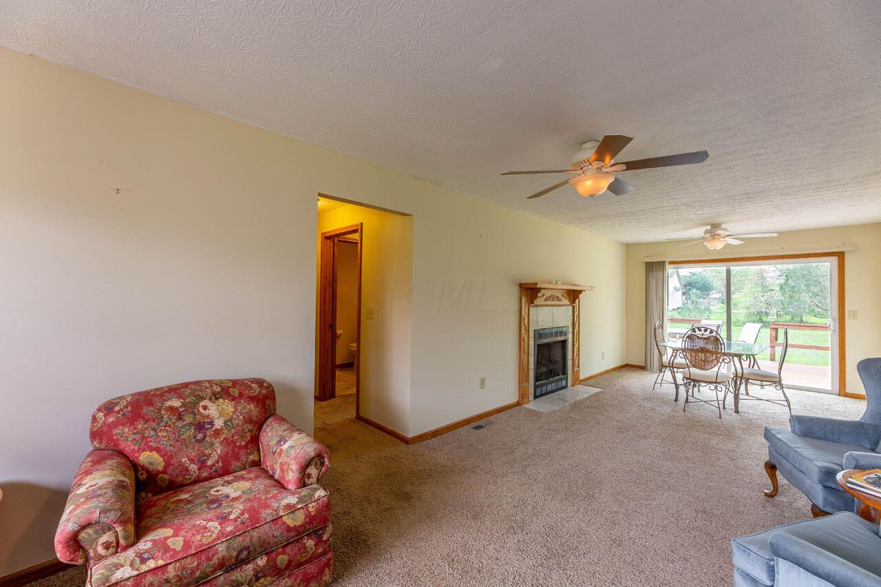 7782 Maxtown Road Westerville, OH 43082 - Photo 11 of 43 7782 Maxtown Rd (20 of 52)