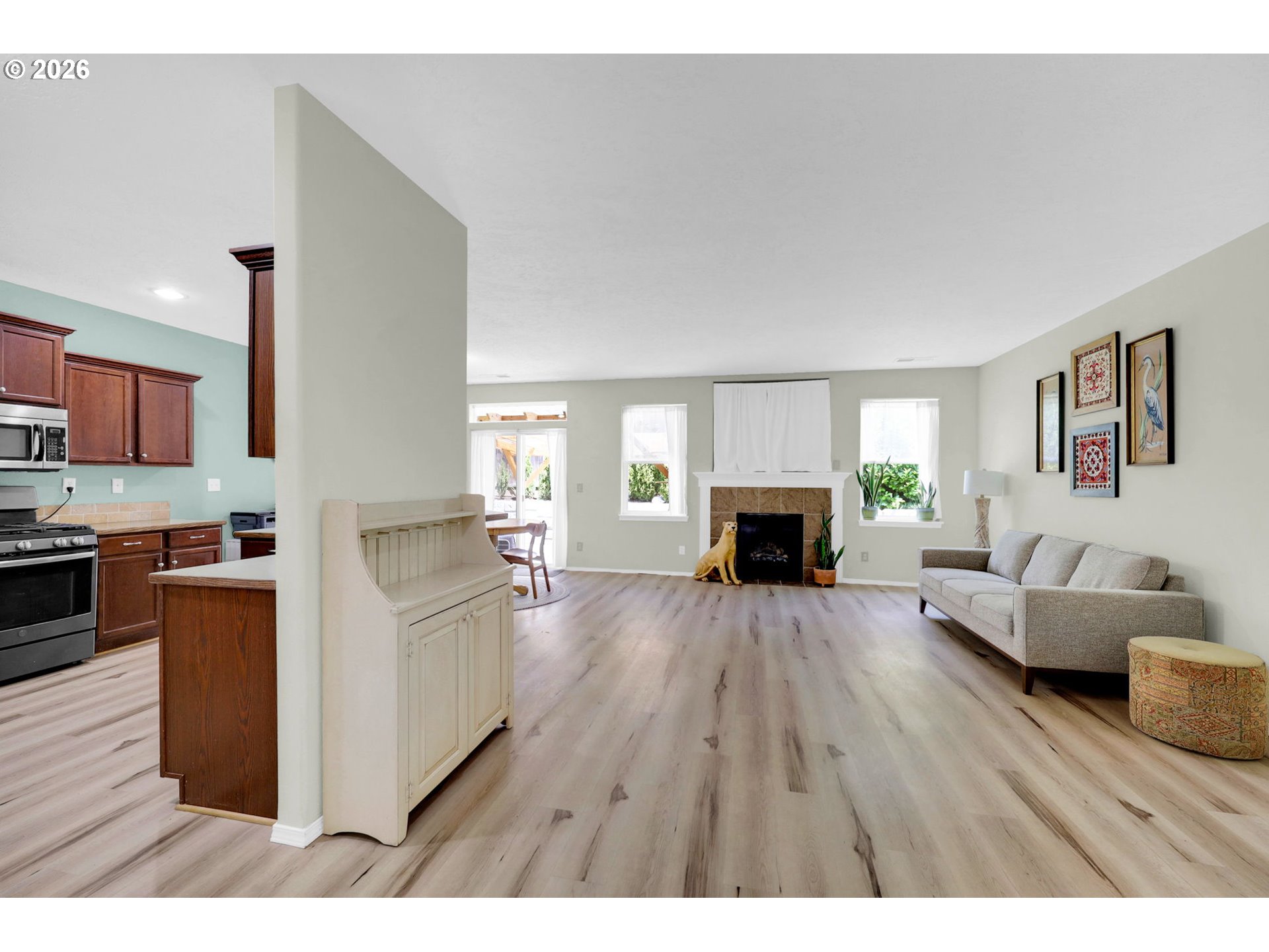 4908 Holly Street Springfield, OR 97478 - Photo 9 of 36