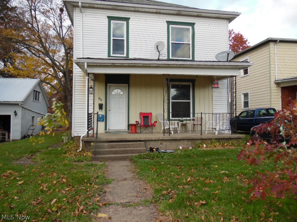 644 Locust Street Coshocton, OH 43812 - Photo 1 of 21
