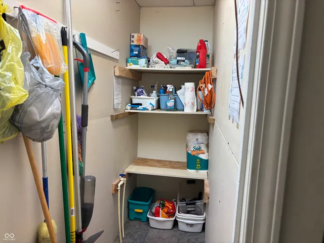 $269,000 | 1442 South 10th Street, Terre Haute, IN 47802