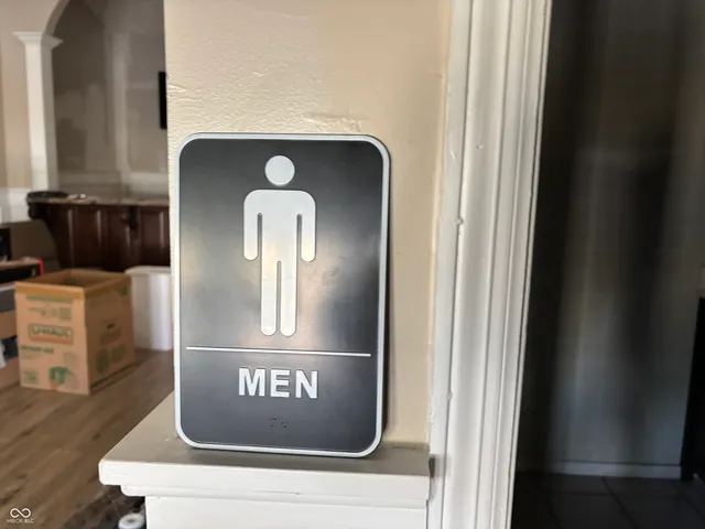 $269,000 | 1442 South 10th Street, Terre Haute, IN 47802