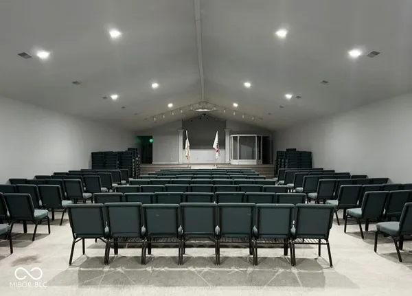 $199,900 | 1442 South 10th Street, Terre Haute, IN 47802