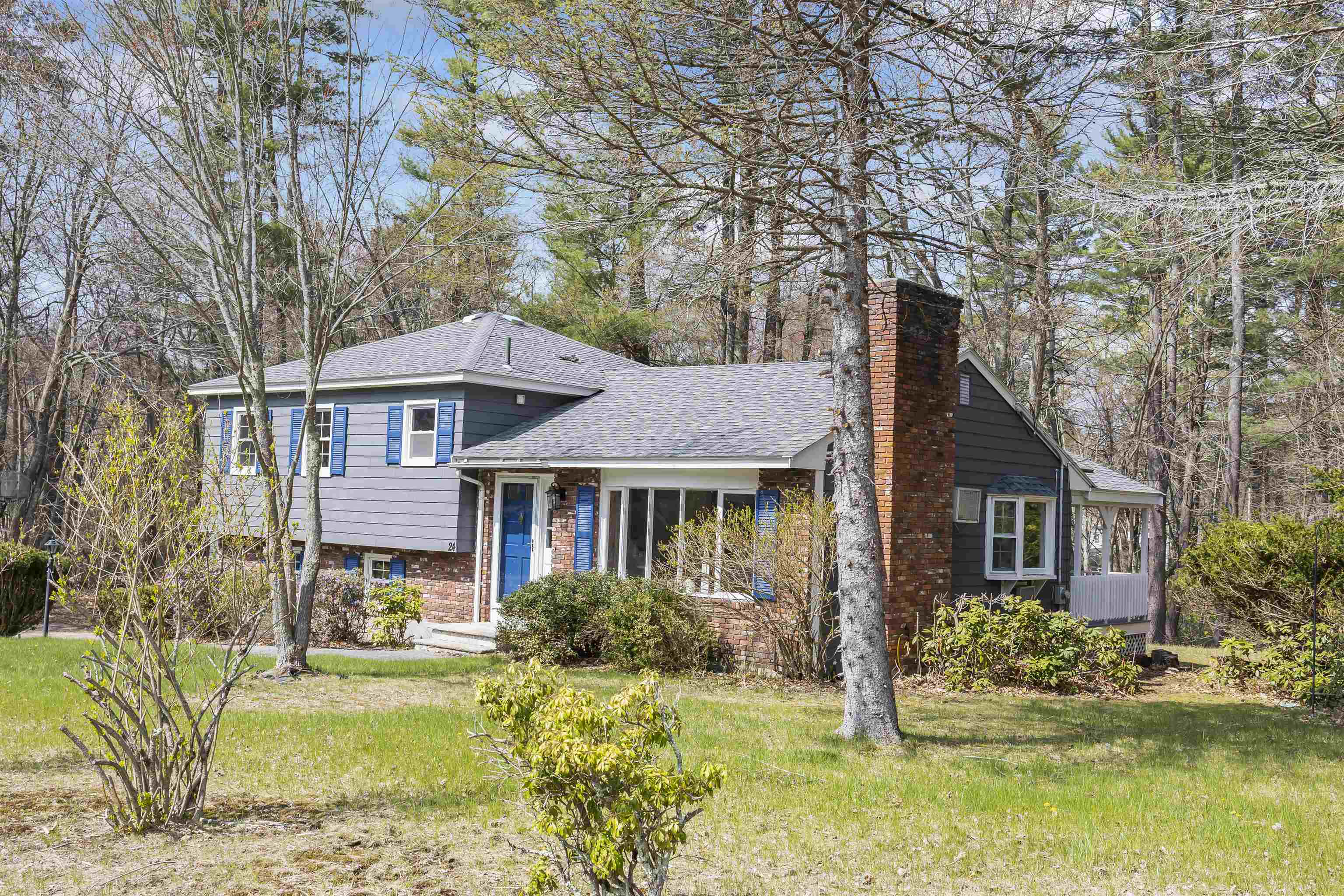 24 Balcom Road Pelham, NH 03076 - Photo 29 of 33