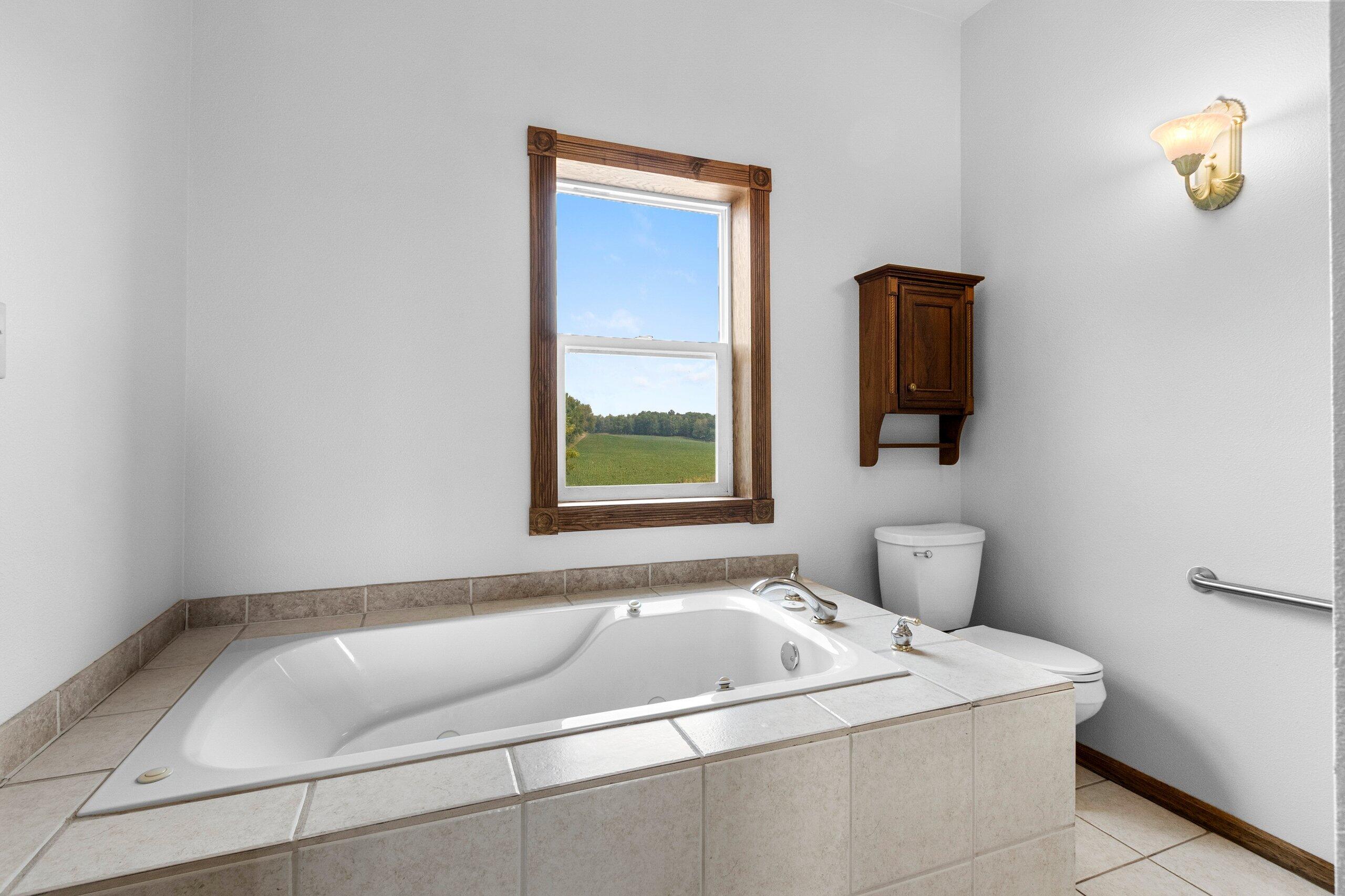 W3966 32nd Road Carney, MI 49812 - Photo 32 of 77 2nd Floor Primary Bath