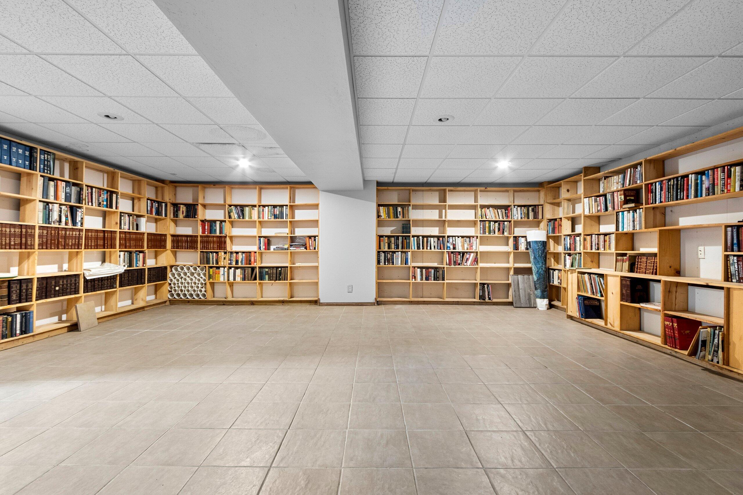 W3966 32nd Road Carney, MI 49812 - Photo 43 of 77 Lower Billiards/Library Room