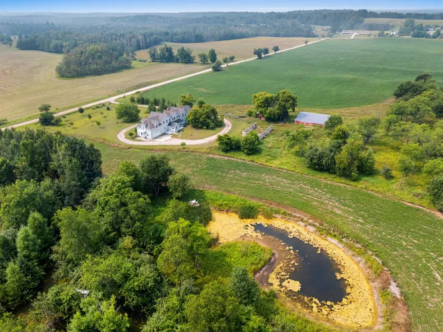 $479,000 | W3966 32nd Road, Carney, MI 49812