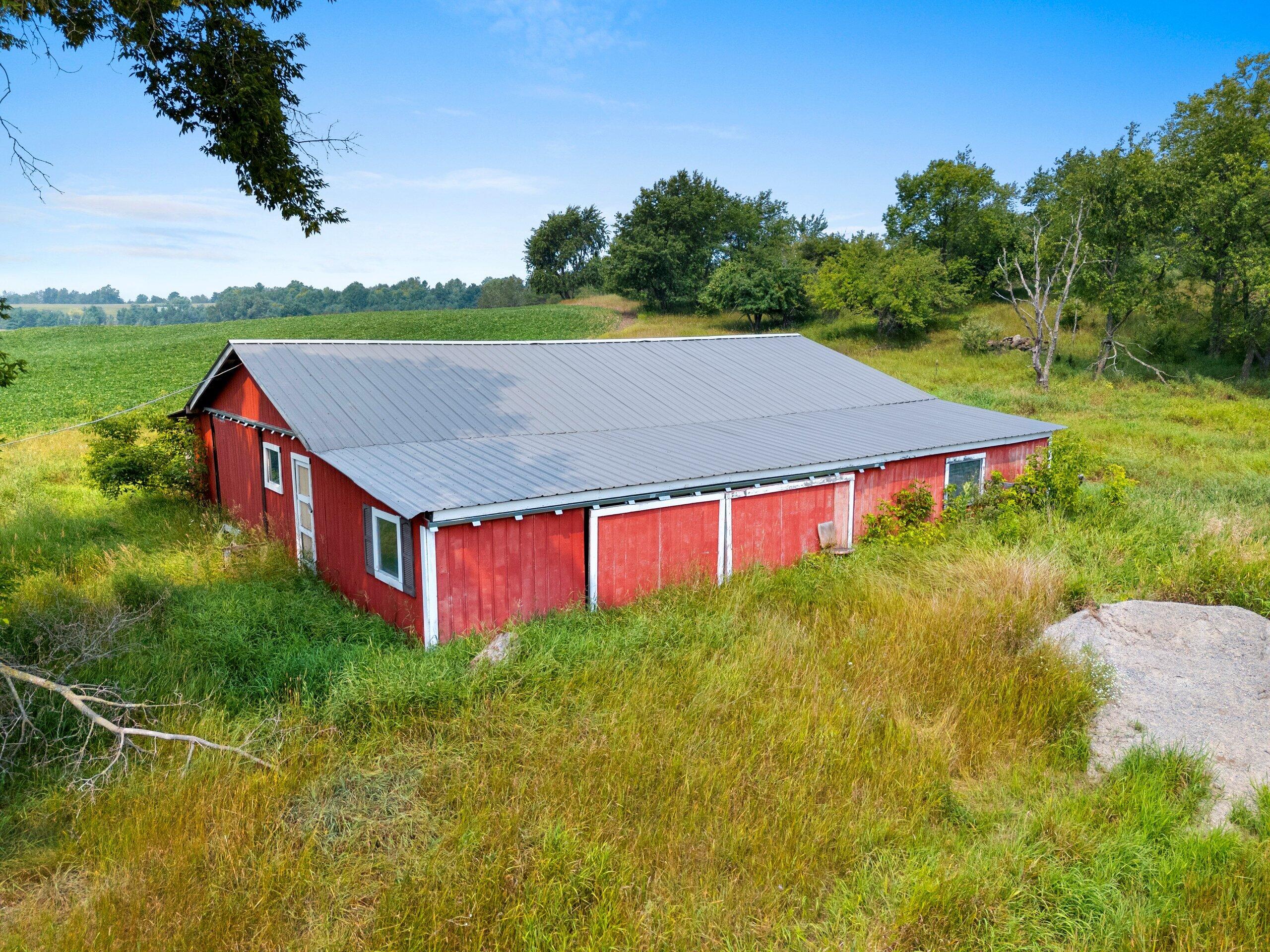 W3966 32nd Road Carney, MI 49812 - Photo 64 of 77 Barn