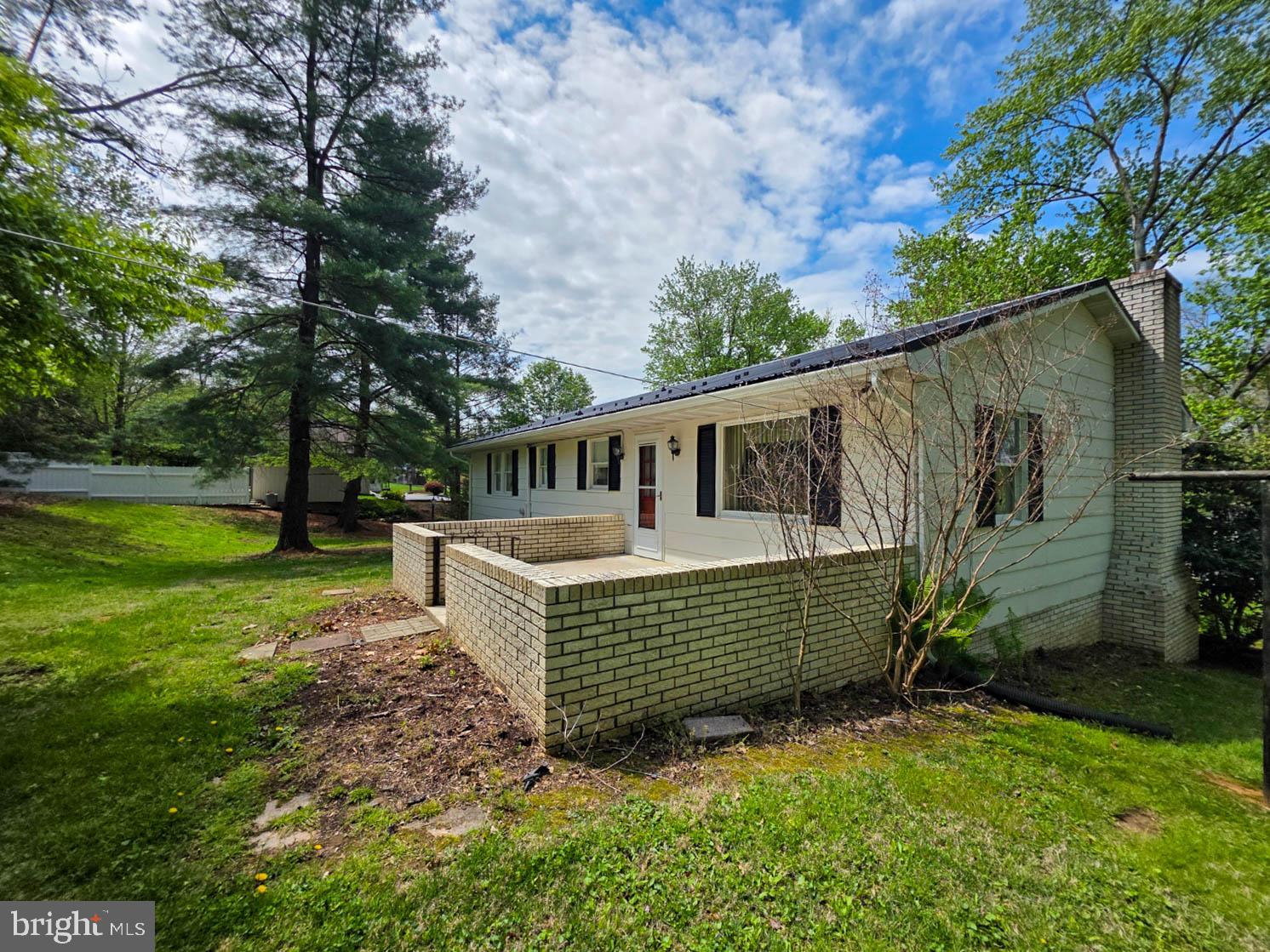 10984 Old Forge Road Waynesboro, PA 17268 - Photo 36 of 68 Patio