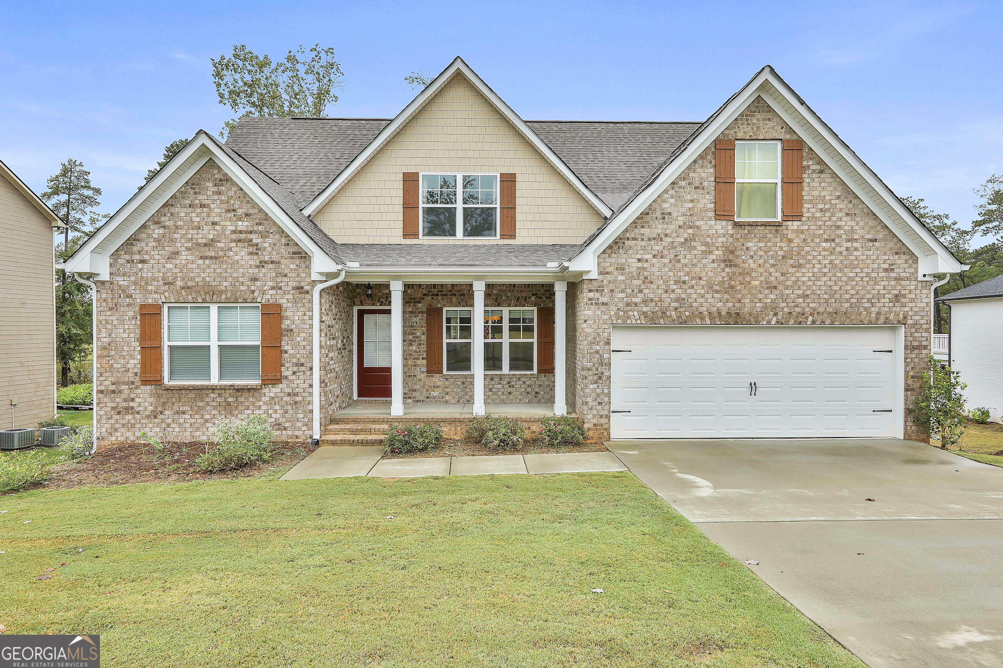 405 Lakeview Way LaGrange, GA 30241 - Photo 1 of 54 a front view of a house with a yard