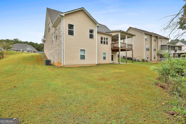 a view of road and trees