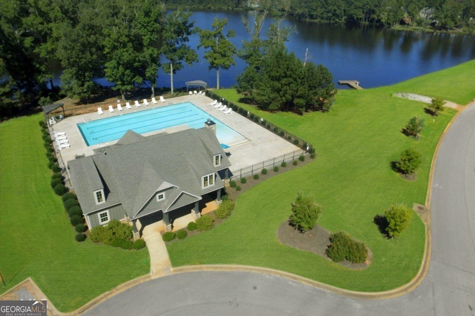 405 Lakeview Way LaGrange, GA 30241 - Photo 47 of 54 an aerial view of a house having yard