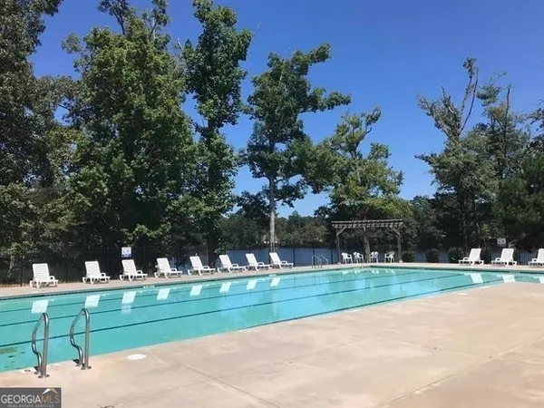 $549,900 | 405 Lakeview Way, LaGrange, GA 30241