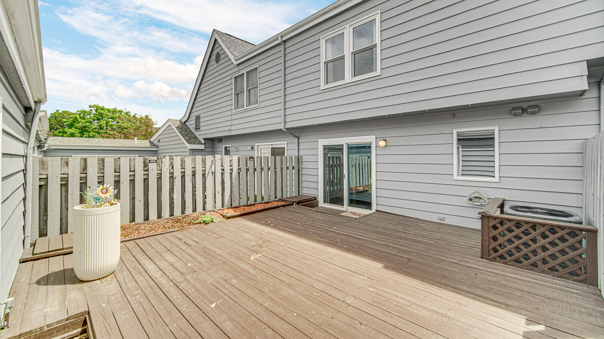 771 Kenmare Parkway Crown Point, IN 46307 - Photo 18 of 20 a view of a wooden deck