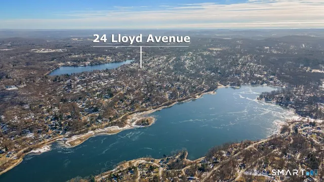 $375,000 | 24 Lloyd Avenue, New Fairfield, CT 06812