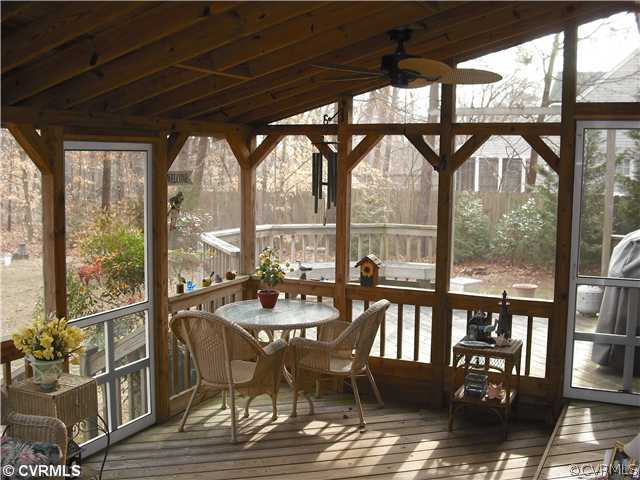 12867 West River Road Aylett, VA 23009 - Photo 4 of 19 Exterior Front - Screened porch that opens to deck